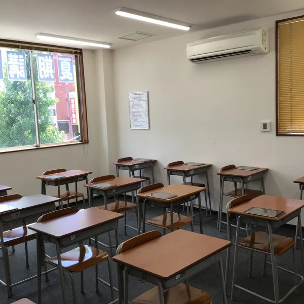 対話式進学塾 1対1ネッツ 佐賀駅前本校 の内観画像