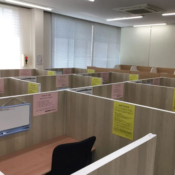 対話式進学塾 1対1ネッツ 健軍校 の内観画像