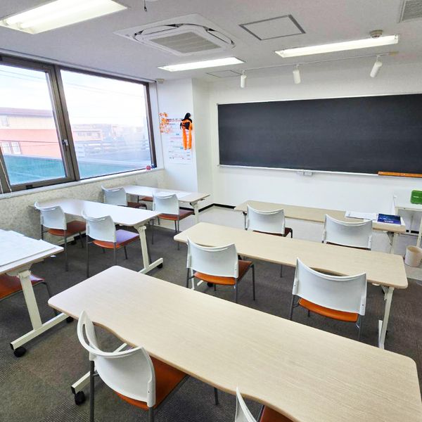 札幌練成会 NEXUS 栄町教室 の内観画像