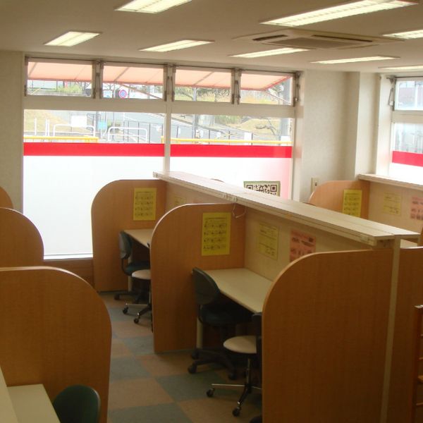 京進の個別指導スクール・ワン 高の原教室 の内観画像