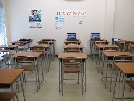 伸学舎 アイルセミナー北校 の内観画像