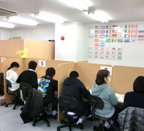 個別指導 スクールIE みつわ台校 の内観画像