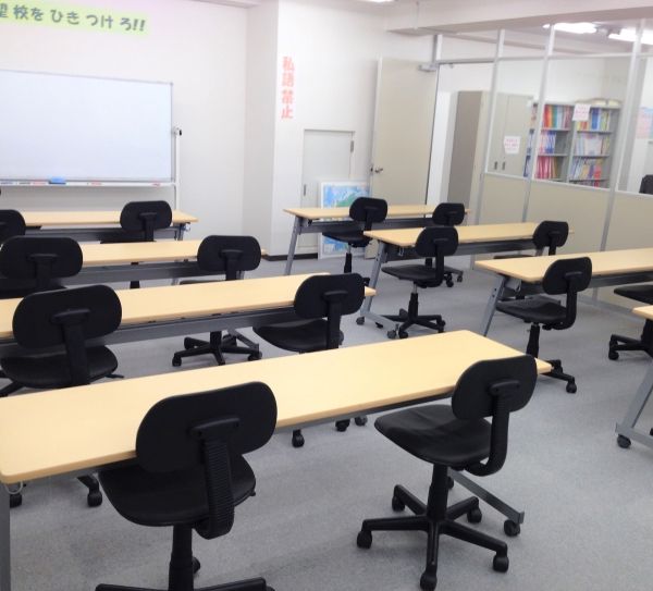 個別指導 スクールIE みつわ台校 の内観画像