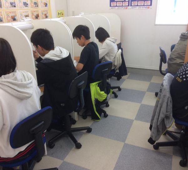 個別指導　スクールＩＥ 船橋日大前校 の内観画像