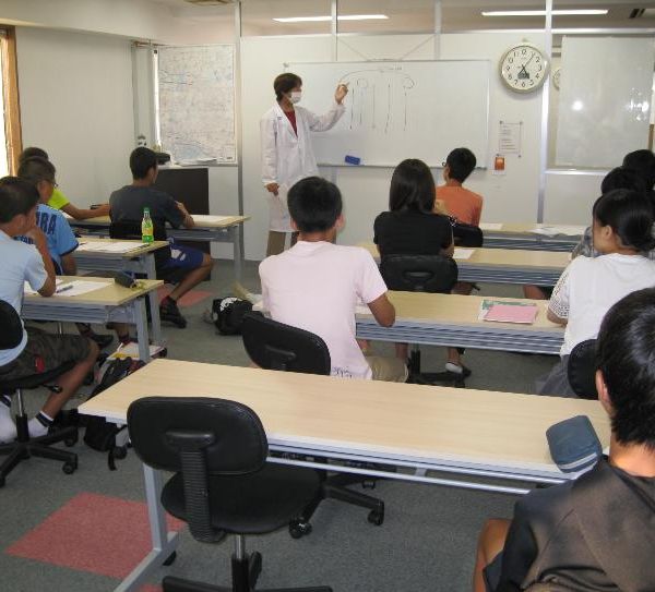 個別指導 スクールIE 船橋芝山校 の内観画像