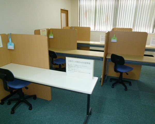 個別指導 スクールIE 多治見駅前校 の内観画像