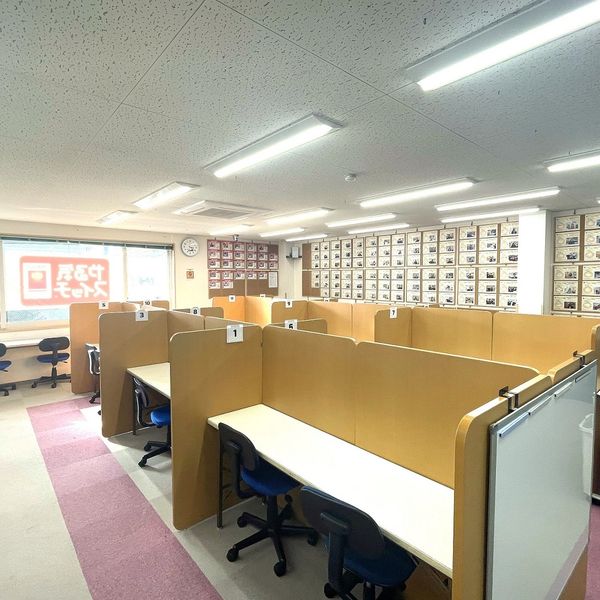 個別指導 スクールIE 名西校 の内観画像