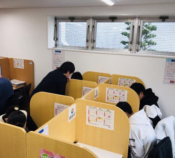 個別指導　スクールＩＥ 六番町校 の内観画像