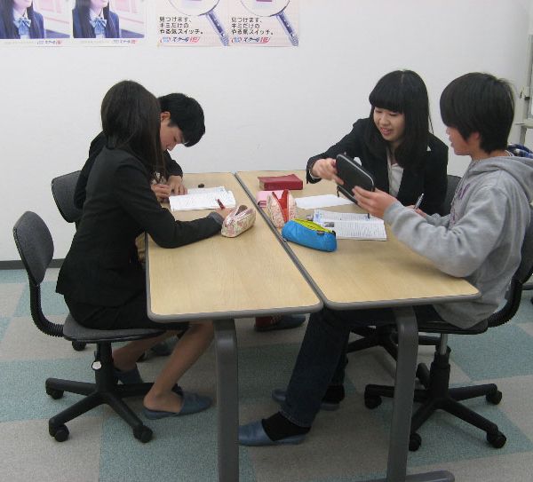 個別指導 スクールIE 一宮浅井校 の内観画像