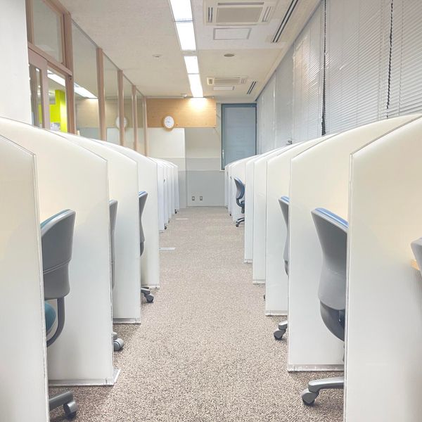 栄光の個別ビザビ ビザビ国立校 の内観画像