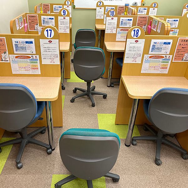 成基の個別教育ゴールフリー 栗東教室 の内観画像