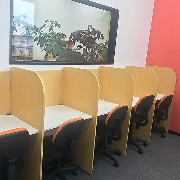 成基の個別教育ゴールフリー 木幡教室 の内観画像