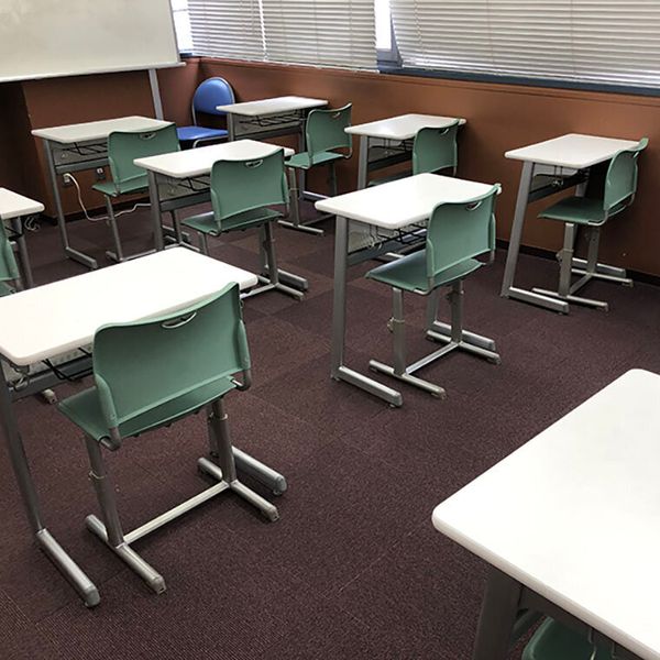 成基の個別教育ゴールフリー 瀬田教室 の内観画像