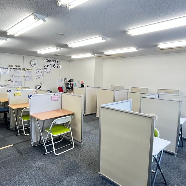 毎日個別塾 5-Days 大町校 の内観画像