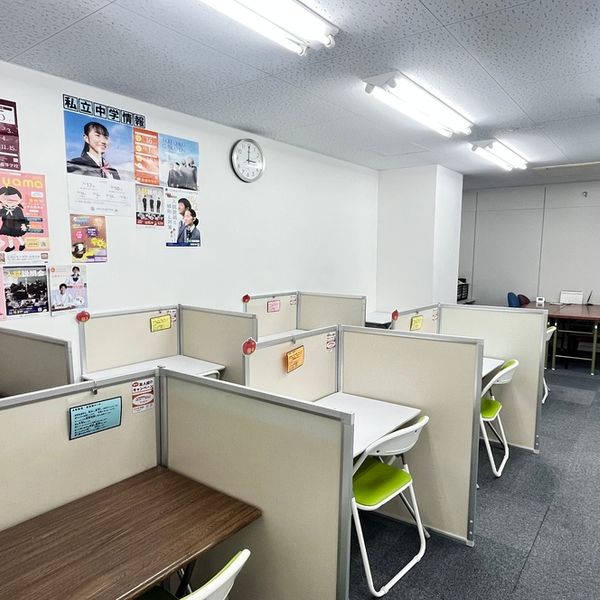 毎日個別塾 5-Days 大町校 の内観画像