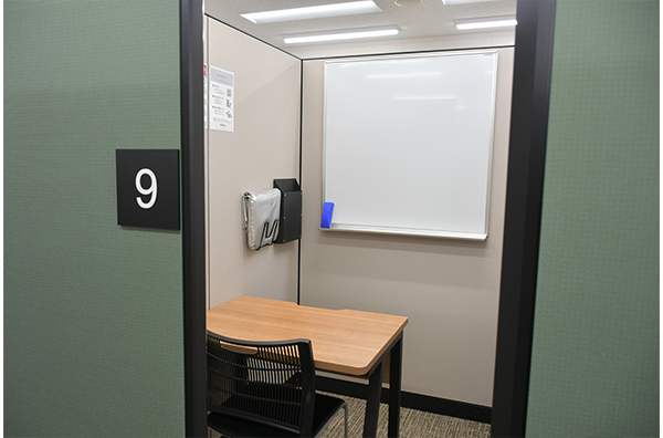 トーマス【TOMAS】 府中校 の内観画像