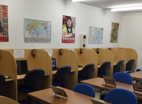 完全個別 松陰塾 わこう松陰塾 生田校 の内観画像