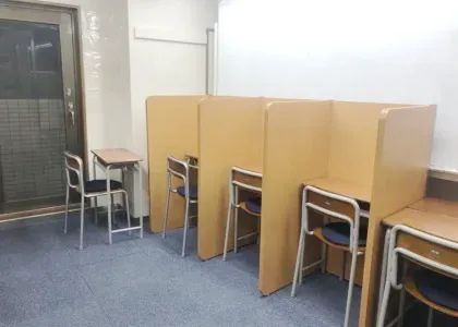 臨海セミナー　小中学部 屏風浦 の内観画像