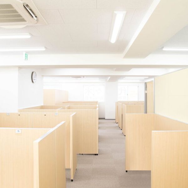 代々木個別指導学院 鶴ヶ峰校 の内観画像