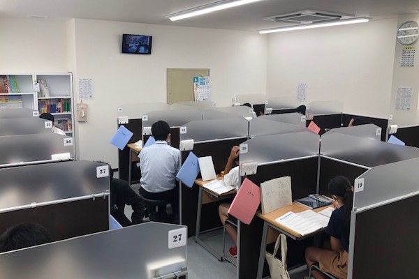 創研学院【西日本】 北花田校 の内観画像