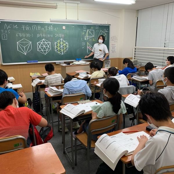 浜学園 六甲教室 の内観画像