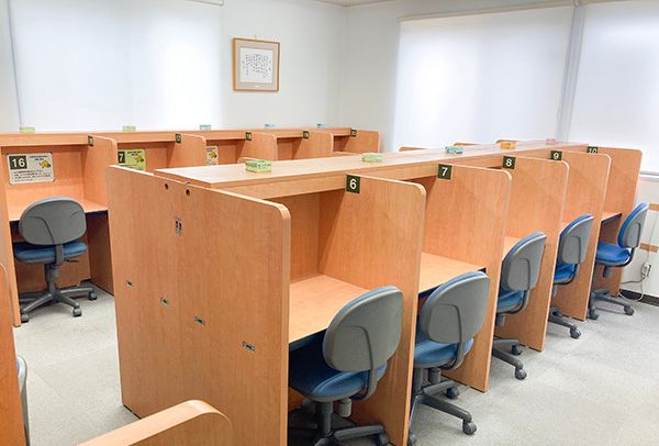 能開センター 津島校 の内観画像