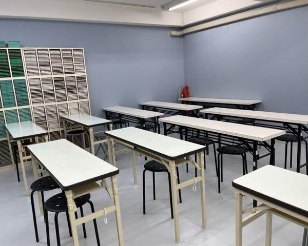 公文式 六甲駅前教室 の内観画像