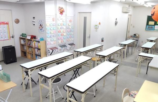 公文式 千年教室 の内観画像