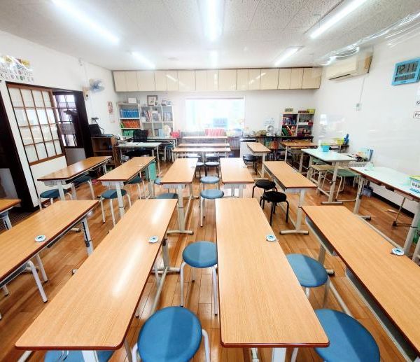 公文式 賤機南教室 の内観画像