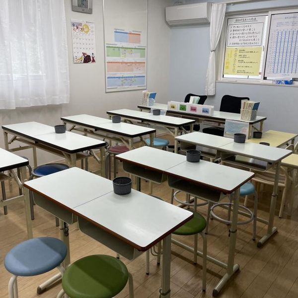 公文式 前原小前教室 の内観画像