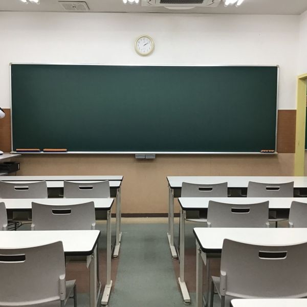 中萬学院 本郷台スクール の内観画像