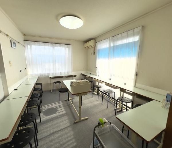 公文式 法典西小前教室 の内観画像