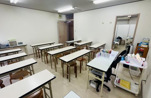 公文式 鳩岡教室 の内観画像