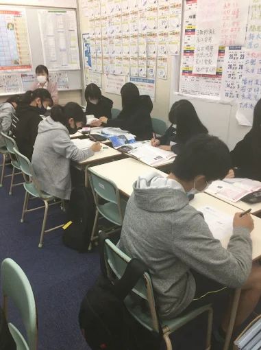 MUGEN 谷山和田校 の内観画像