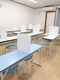 公文式 与那原署前教室 の内観画像