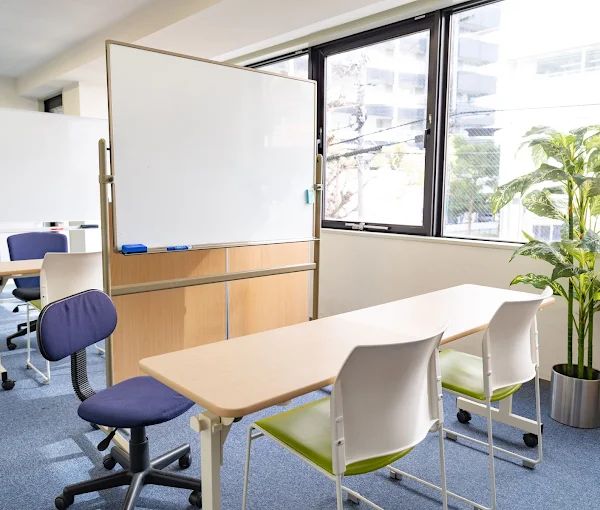 REO個別指導塾 本校 の内観画像