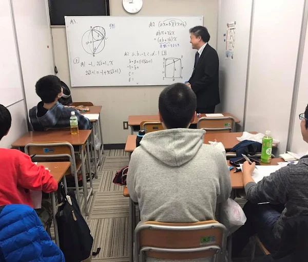 SCORE学習館 本校 の内観画像