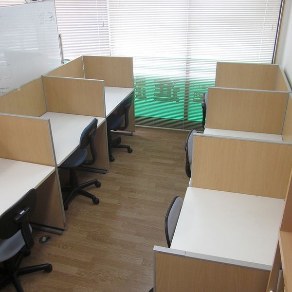 いで塾 本校 の内観画像