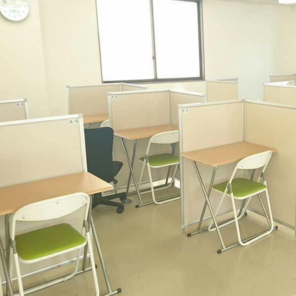 毎日個別塾 5-Days 呉駅前校 の内観画像