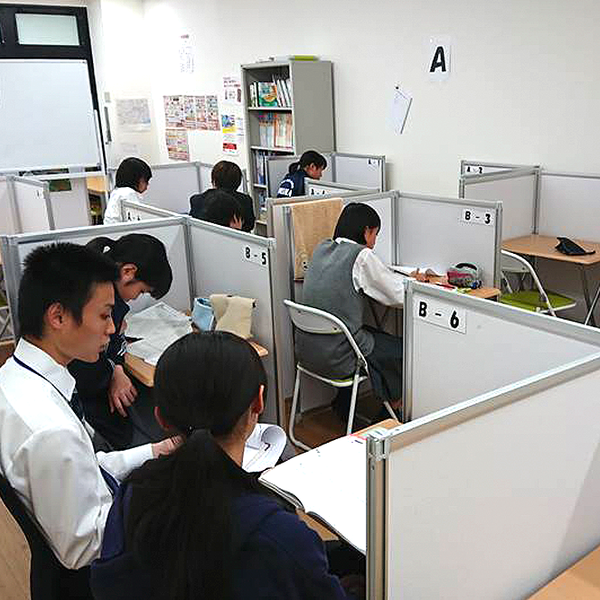 毎日個別塾　５－Ｄａｙｓ 津島校 の内観画像