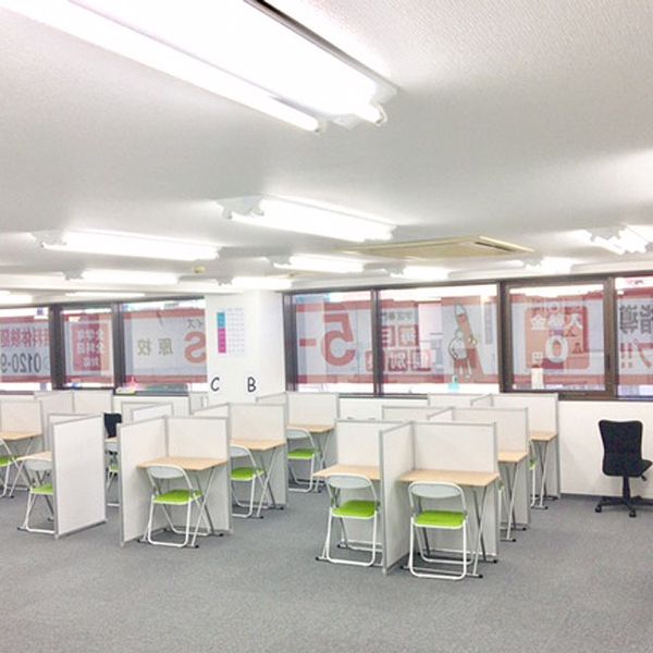 毎日個別塾 5-Days 原校 の内観画像