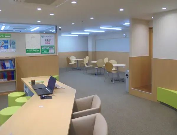 栄光の個別ビザビ ビザビ鎌倉校 の内観画像