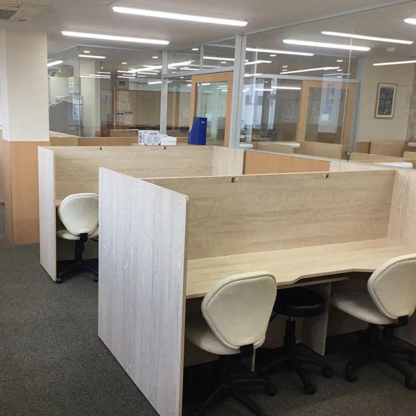 栄光の個別ビザビ ビザビ鎌倉校 の内観画像