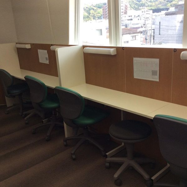 栄光の個別ビザビ ビザビ逗子校 の内観画像