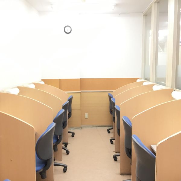 栄光の個別ビザビ ビザビ成瀬校 の内観画像