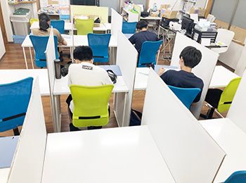 個別指導塾　学習空間 敷島教室 の内観画像