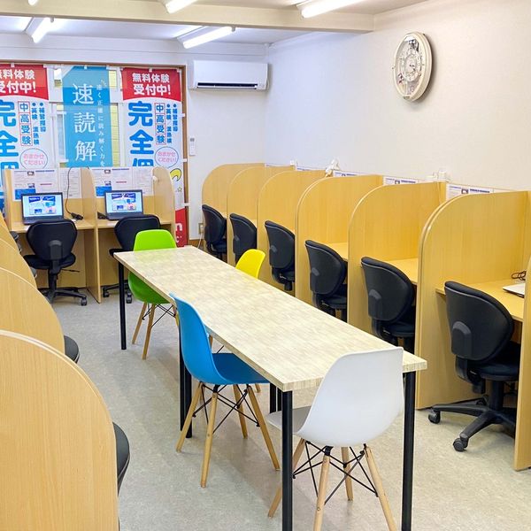 完全個別 松陰塾 西諫早校 の内観画像