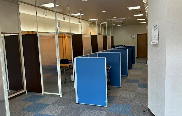 KATEKYO学院 吉田校 の内観画像