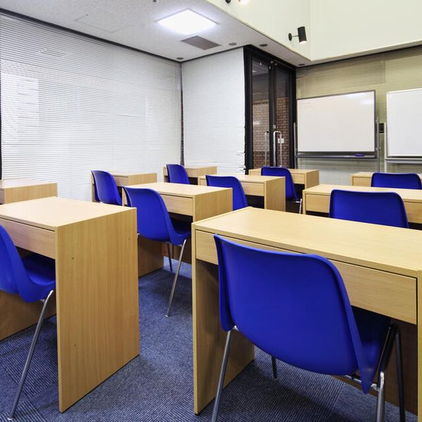 ナビ個別指導学院 高安校 の内観画像