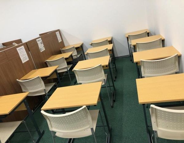 ナビ個別指導学院 富山婦中校 の内観画像